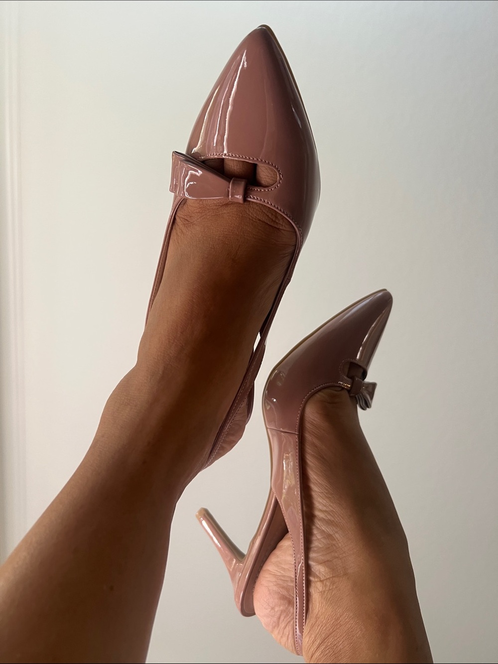 Keyhole Peekaboo Bandolino Nude Patent Pointed Toe Slingback Pumps